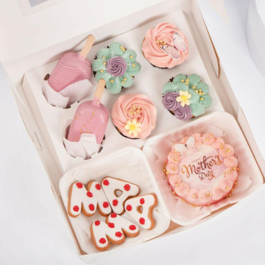 Mothers Day Treats Box