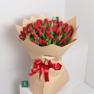 Red Tulip Bouquet